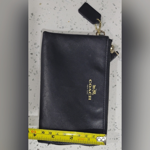 Coach Double Zip Black Wristlet - Picture 7 of 8